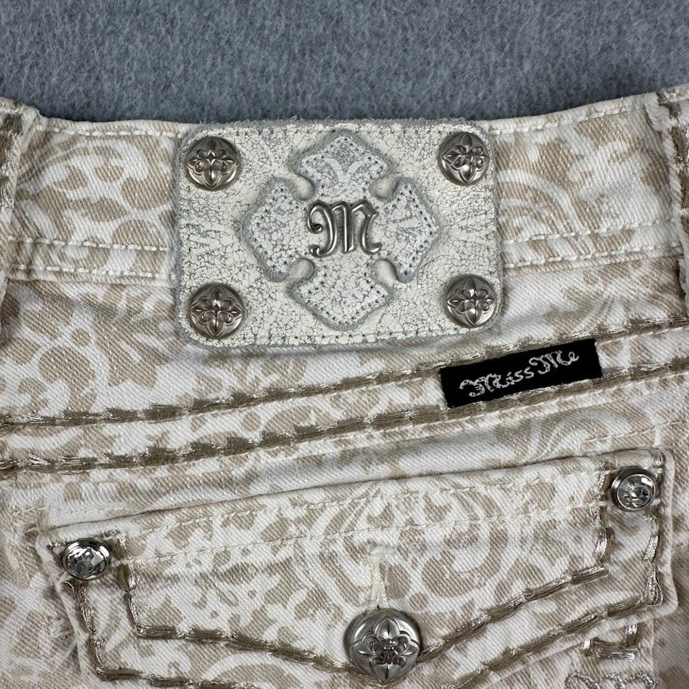Miss Me Shorts 29 White Damask Paisley Cut Off Thick Stitch Flap Pocket CE4021H4 - Picture 7 of 8